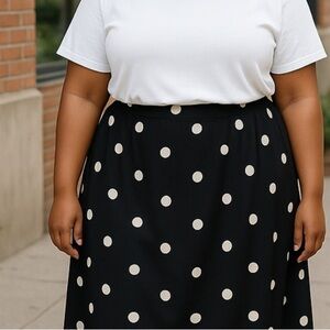 Van Heusen Skirt, Black and White polka dots, Womens size 18